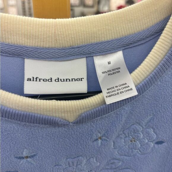 Misc. Christmas Sweaters - Picture 2 of 7